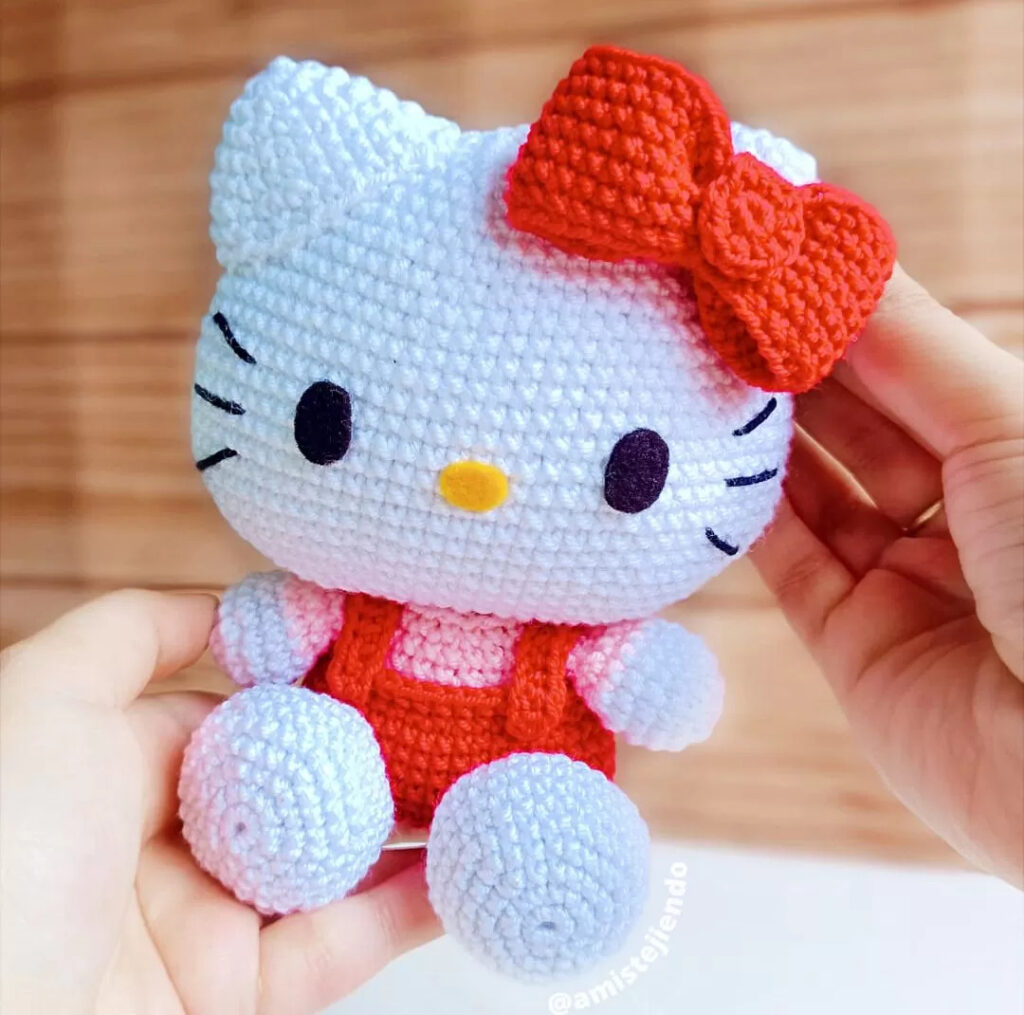 Hello Kitty en amigurumi